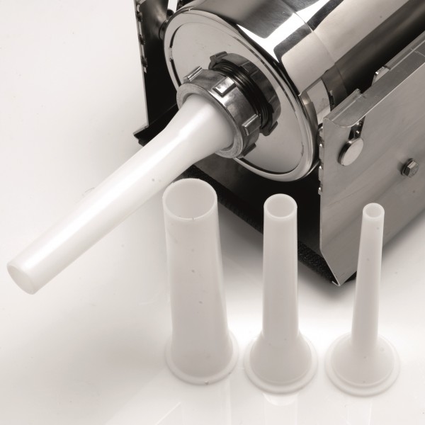 Kit of No. 4 bagging funnels. - Fama industries