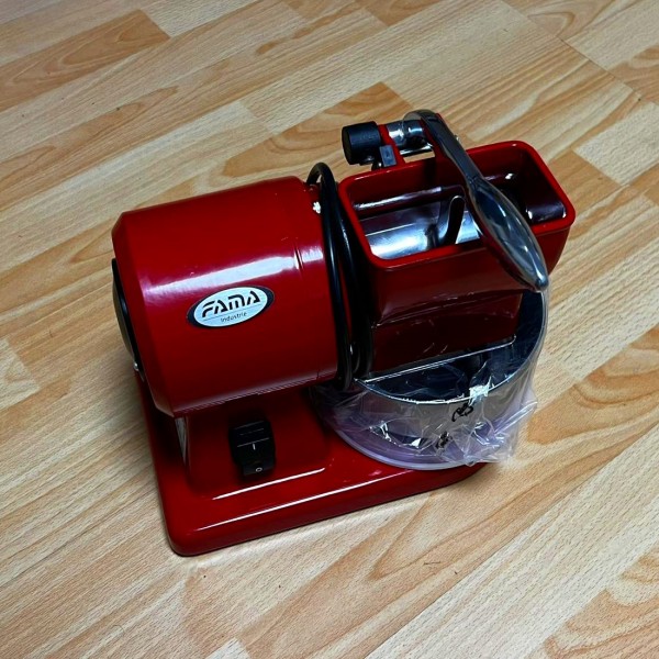 SECOND CHOICE - Fama FGM113R Semi-Professional Grater Red Single Phase Display Item - Fama industries